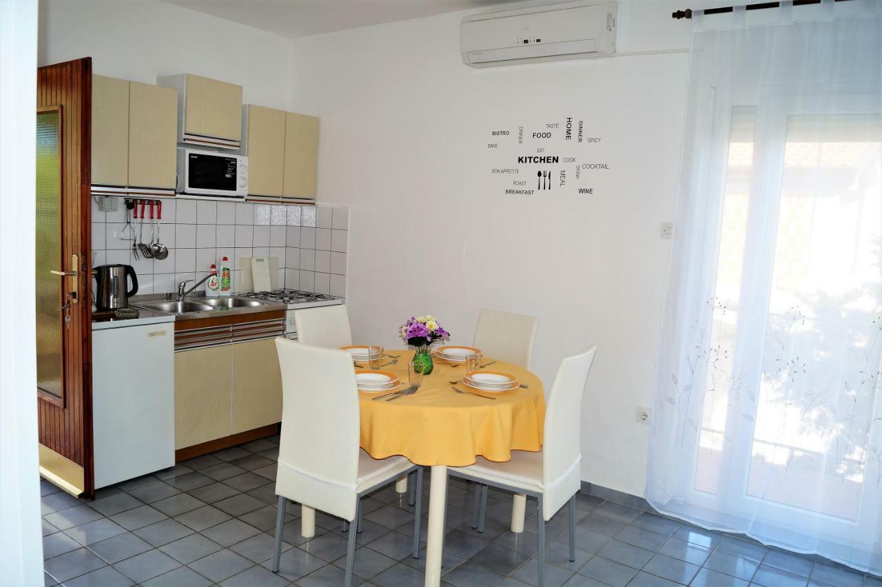 Apartment Nataly Dramalj Exterior photo